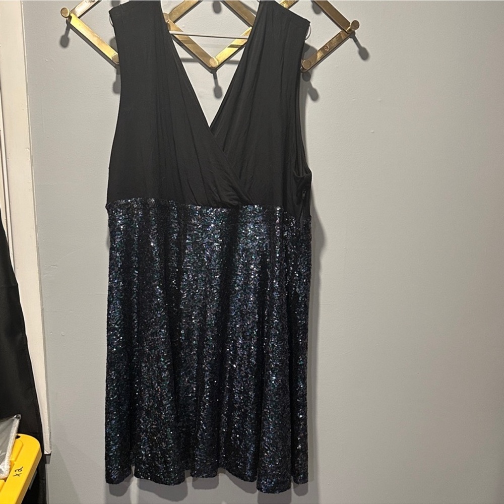 Torrid Multi-Color Sequin Dress 👗